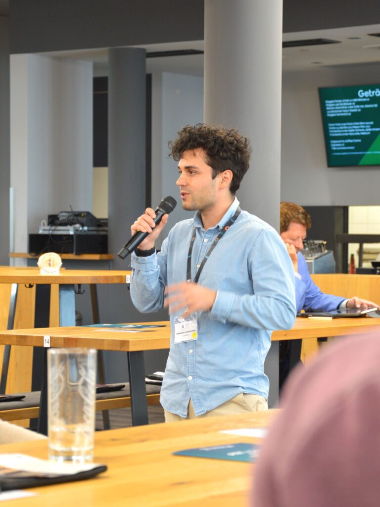 Sebastian Lochbronner - Vortrag WWK Arena Augsburg - B2B Commerce Day